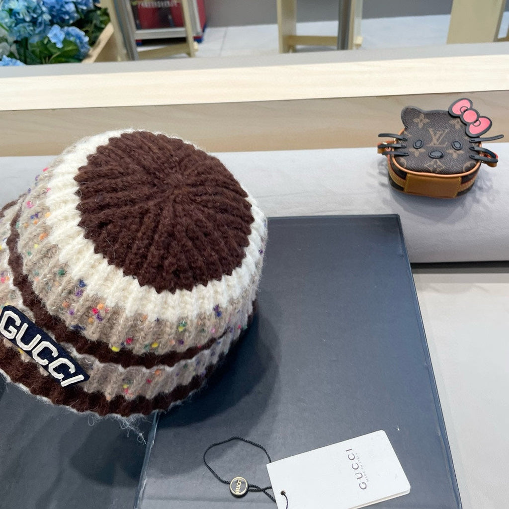 GUCCI STRIPED KNITTED BUCKET HAT COLORFUL 428102