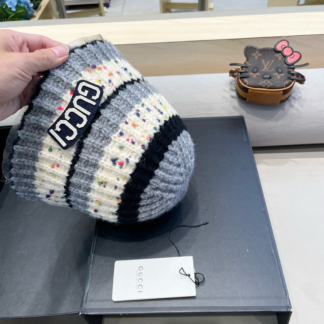 GUCCI STRIPED KNITTED BUCKET HAT COLORFUL 428103