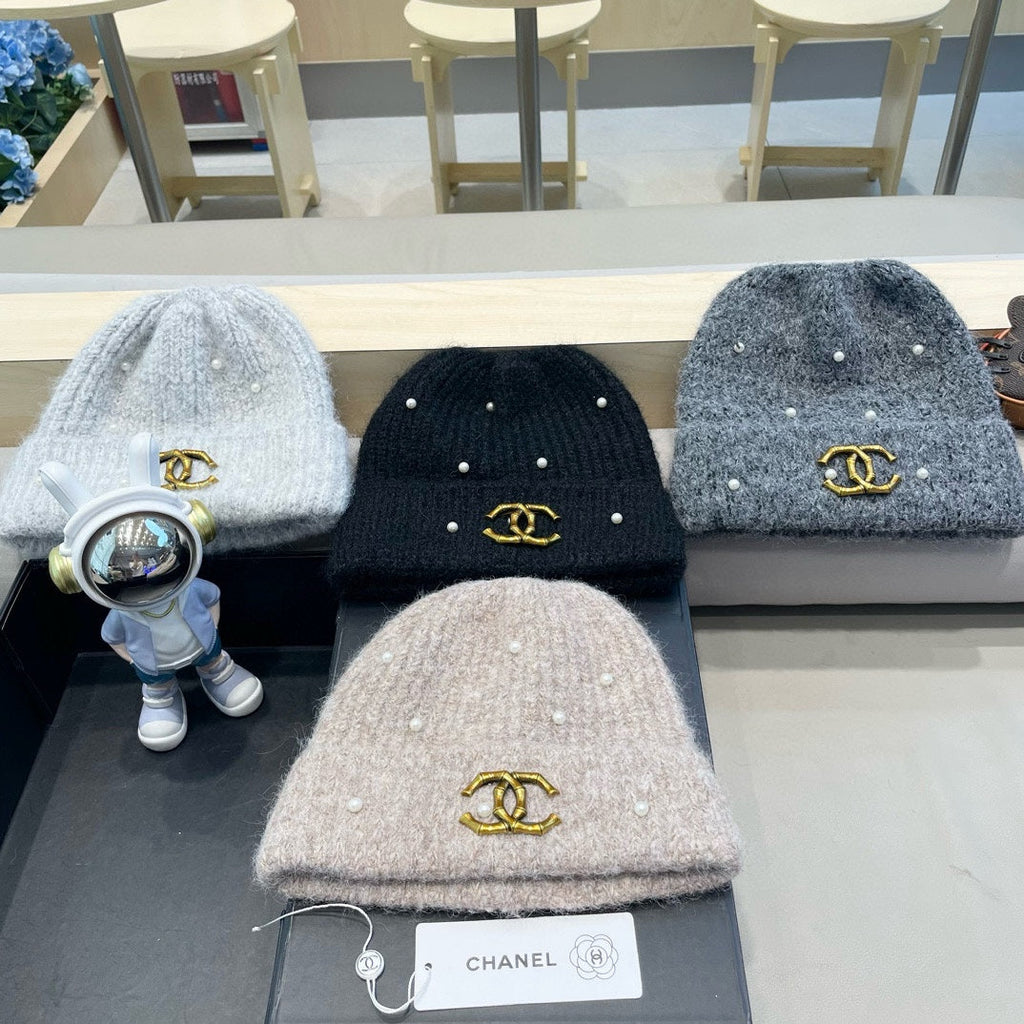 CHANEL BEANIE HAT IN SHARK GRAY WOOL 430083
