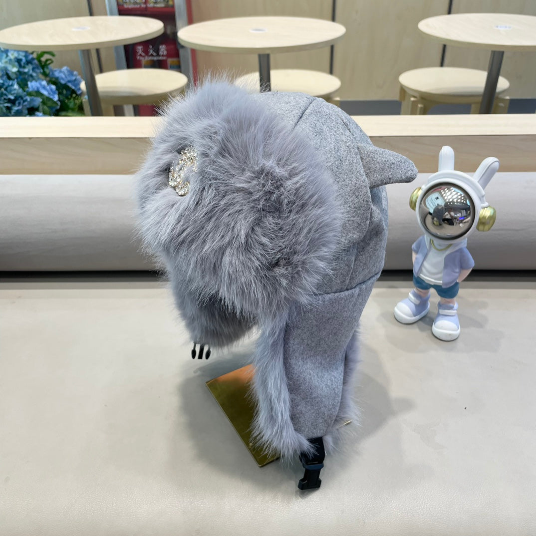 CHANEL TRAPPER HAT IN SHARK GRAY SUEDE AND LAMB FUR 429973