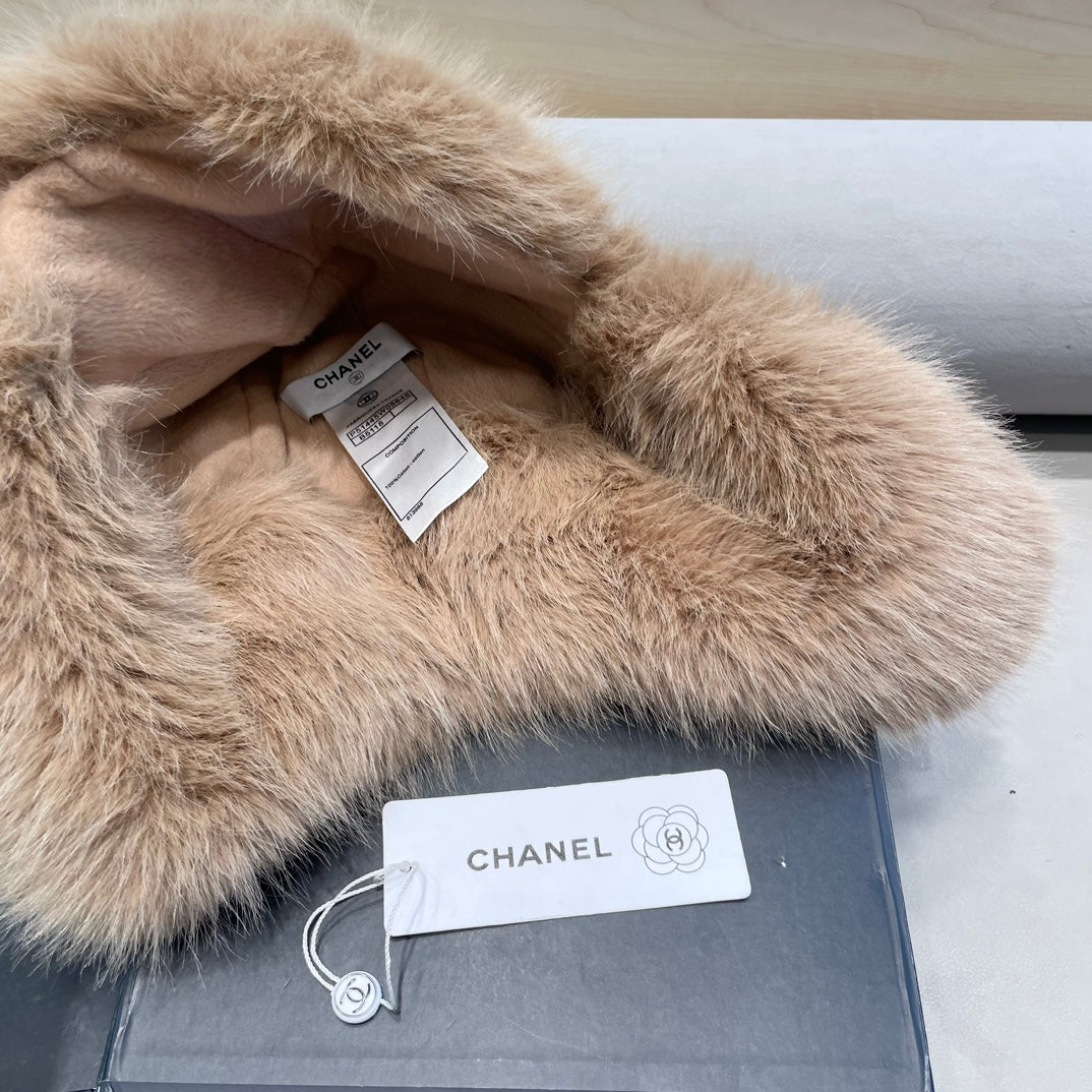 CHANEL TRAPPER HAT IN DESERT BROWN SUEDE AND LAMB FUR 429974