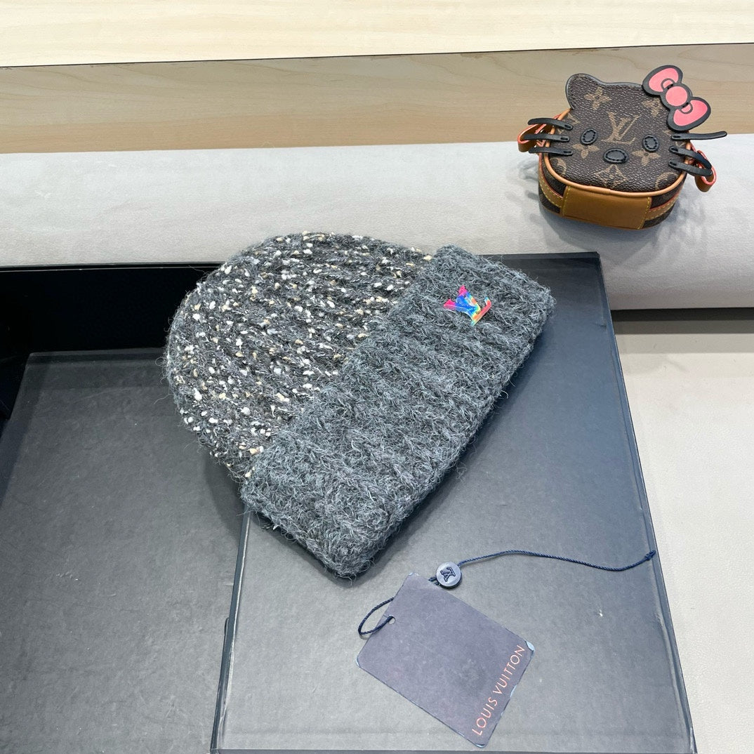 LOUIS VUITTON KNITTED BEANIE HAT IN GRAY WOOL 431617