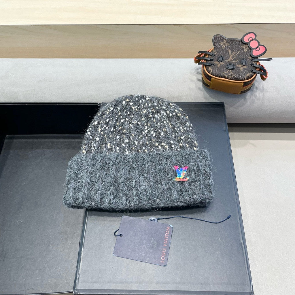 LOUIS VUITTON KNITTED BEANIE HAT IN GRAY WOOL 431617