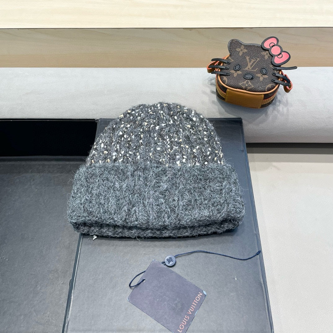 LOUIS VUITTON KNITTED BEANIE HAT IN GRAY WOOL 431617
