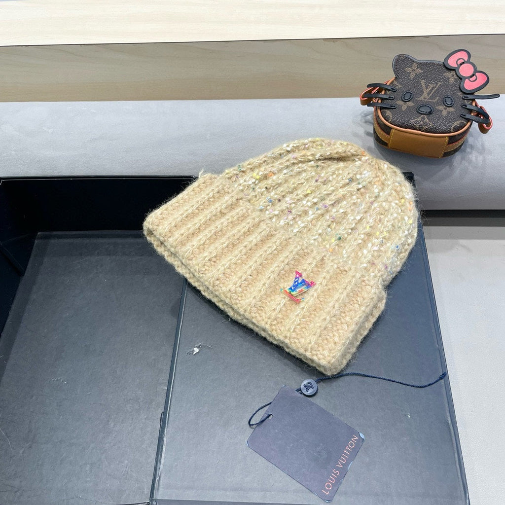 LOUIS VUITTON KNITTED BEANIE HAT IN CREAM BEIGE WOOL 431618