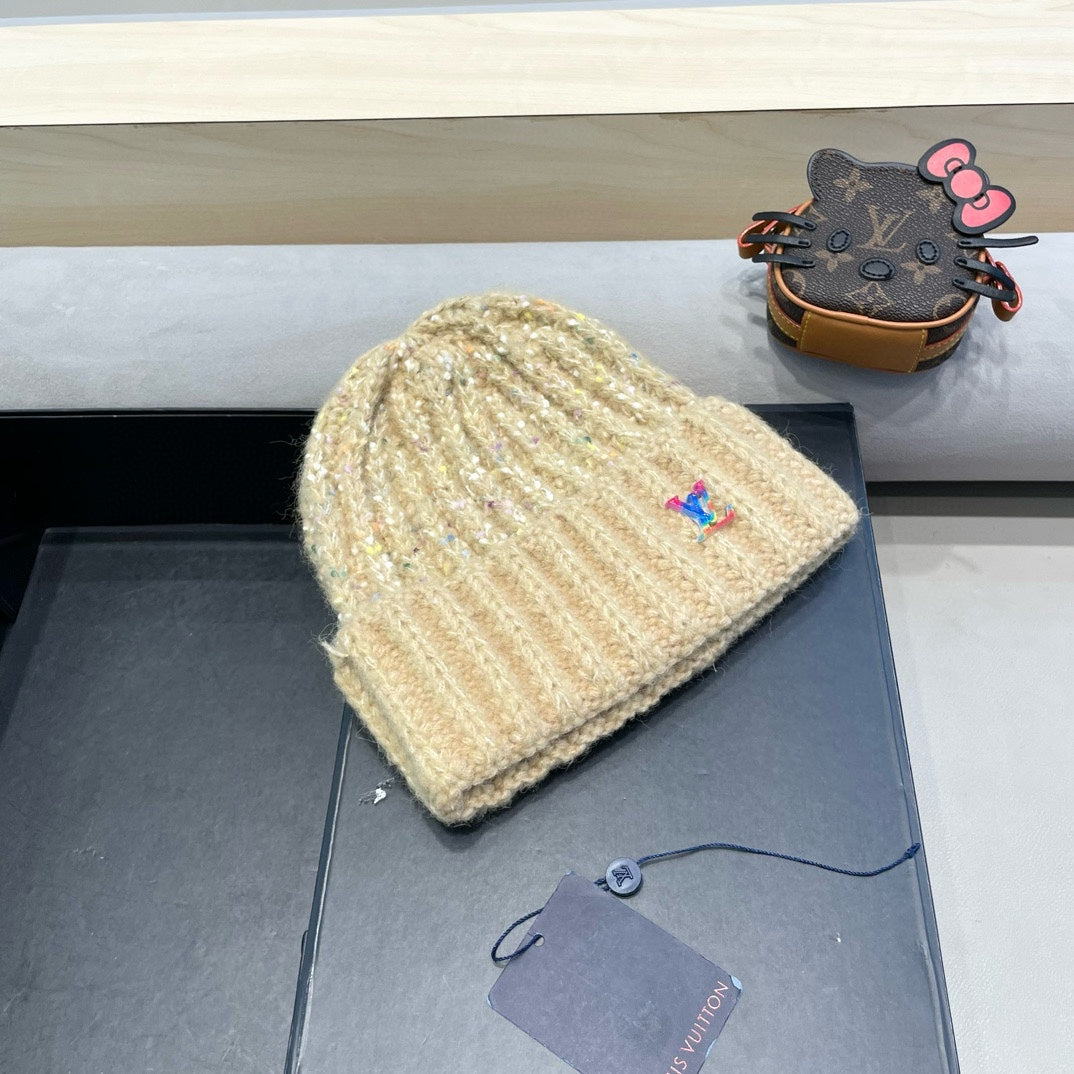 LOUIS VUITTON KNITTED BEANIE HAT IN CREAM BEIGE WOOL 431618