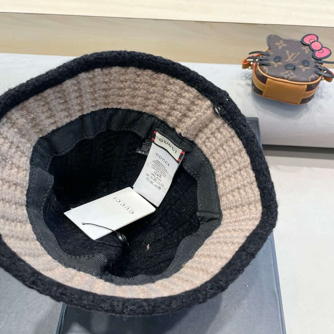 GUCCI KNIT BUCKET HAT IN BLACK MIX LIGHT BROWN WOOL 431639
