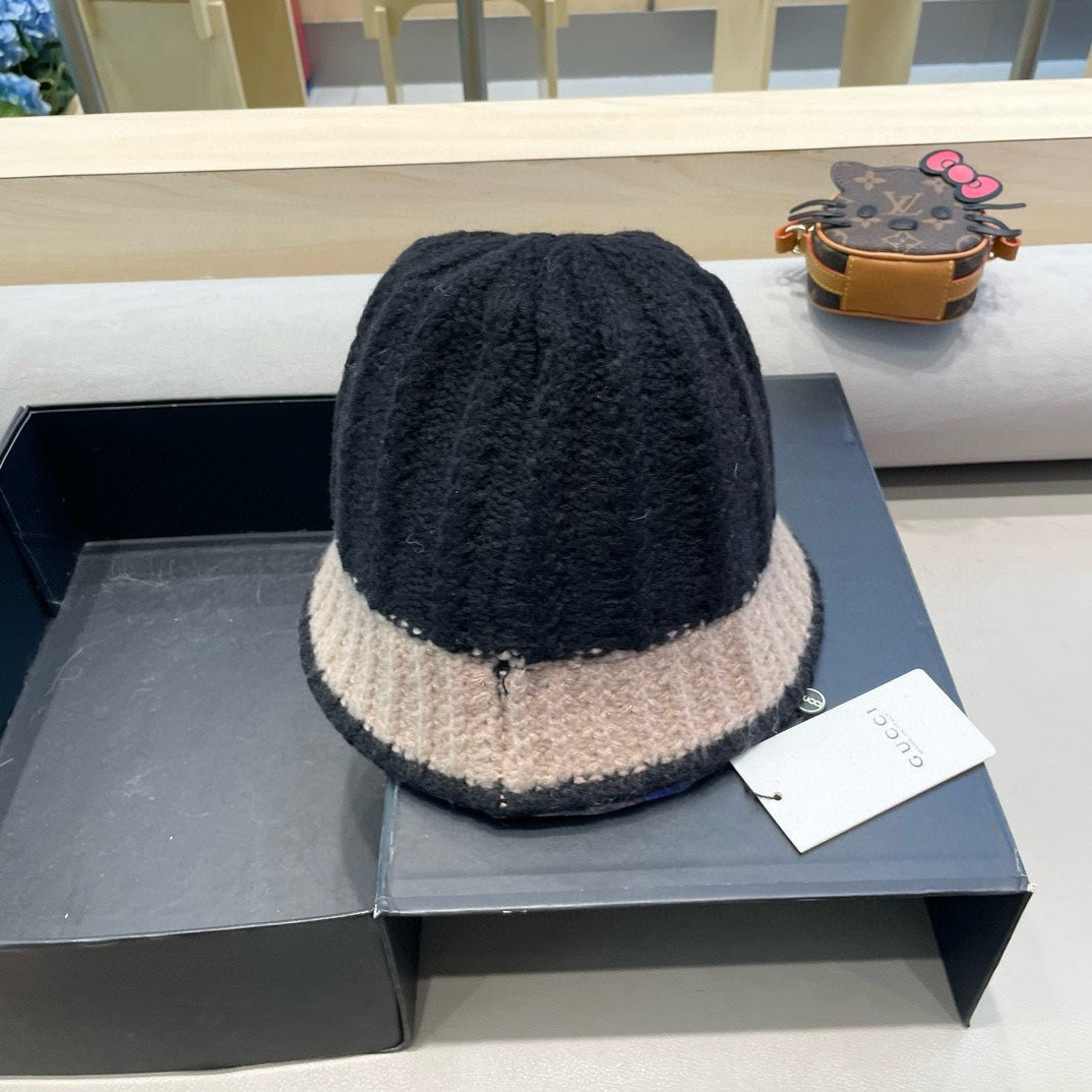 GUCCI KNIT BUCKET HAT IN BLACK MIX LIGHT BROWN WOOL 431639