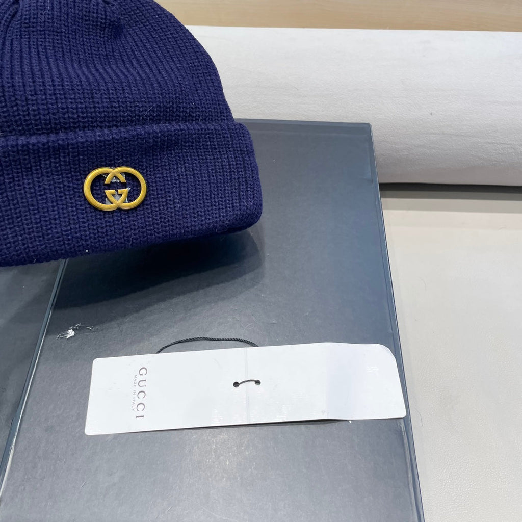GUCCI BEANIE HAT IN NAVY BLUE WOOL 433462