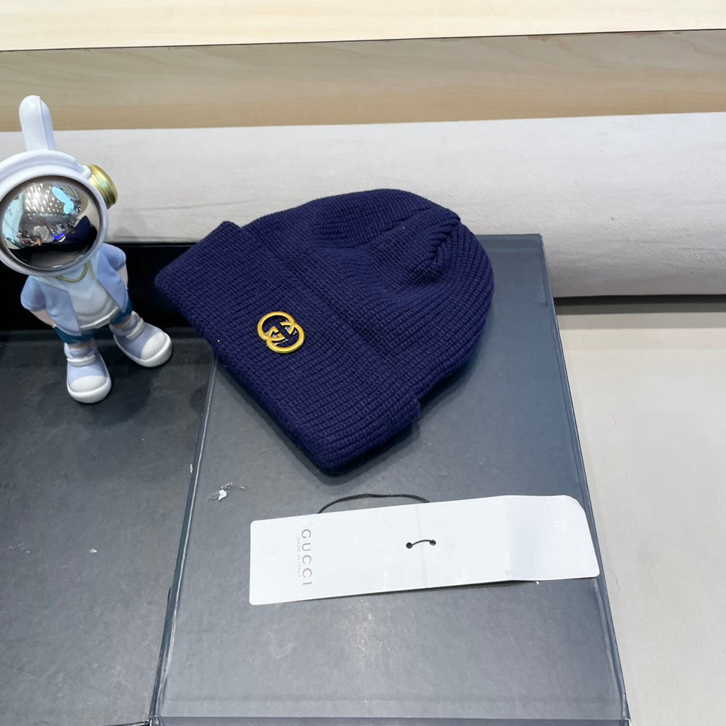 GUCCI BEANIE HAT IN NAVY BLUE WOOL 433462