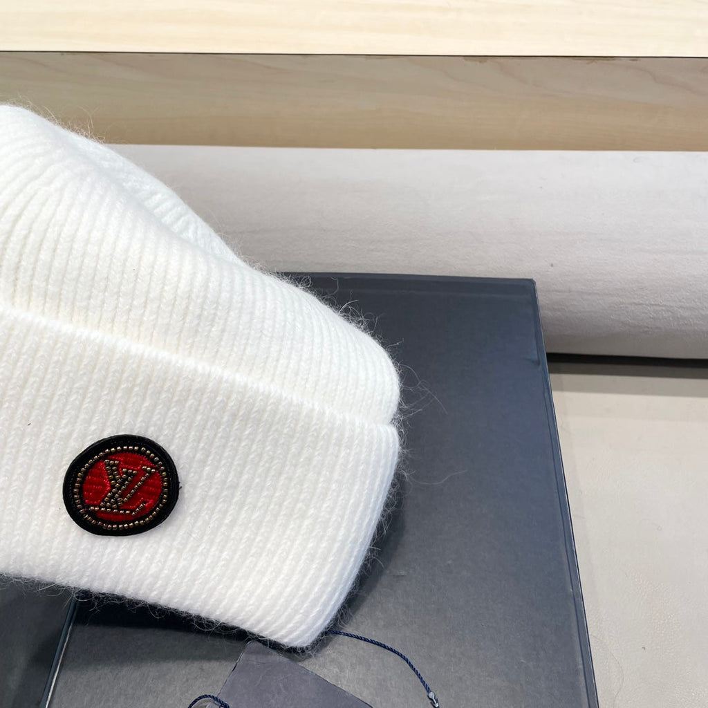 LOUIS VUITTON BEANIE HAT IN WHITE WOOL AND RABBIT FUR 433475