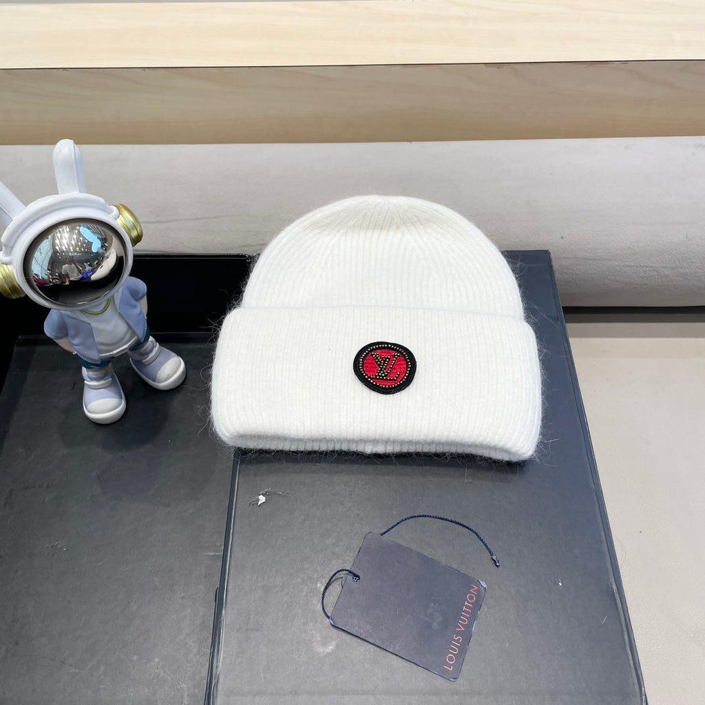 LOUIS VUITTON BEANIE HAT IN WHITE WOOL AND RABBIT FUR 433475