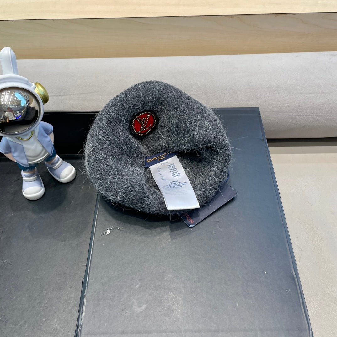 LOUIS VUITTON BEANIE HAT IN GRAY WOOL AND RABBIT FUR 433477