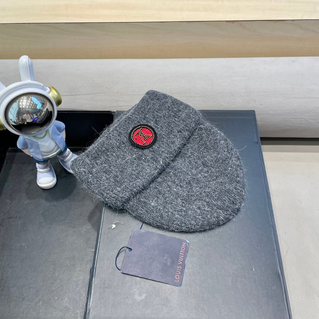 LOUIS VUITTON BEANIE HAT IN GRAY WOOL AND RABBIT FUR 433477