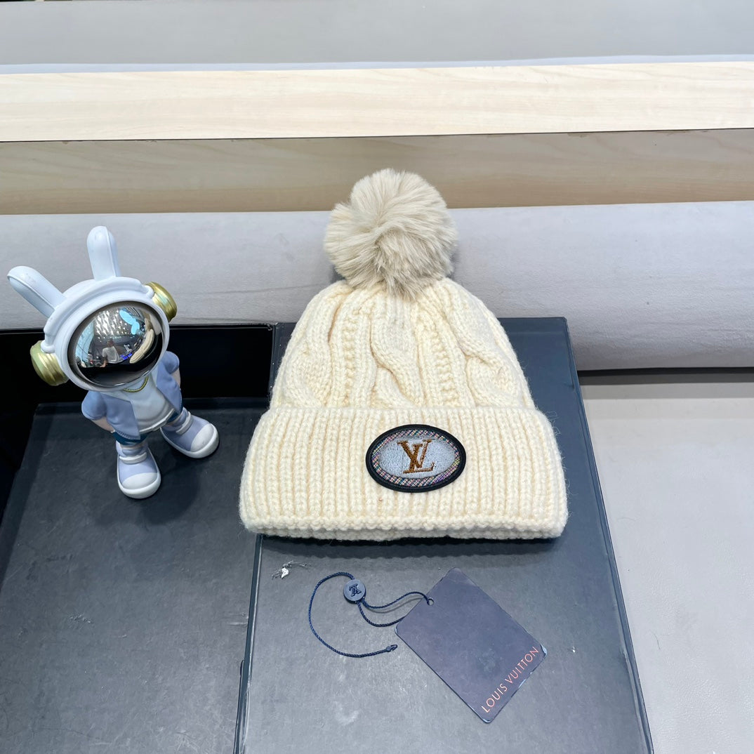 LOUIS VUITTON BEANIE HAT IN BEIGE WOOL 433484
