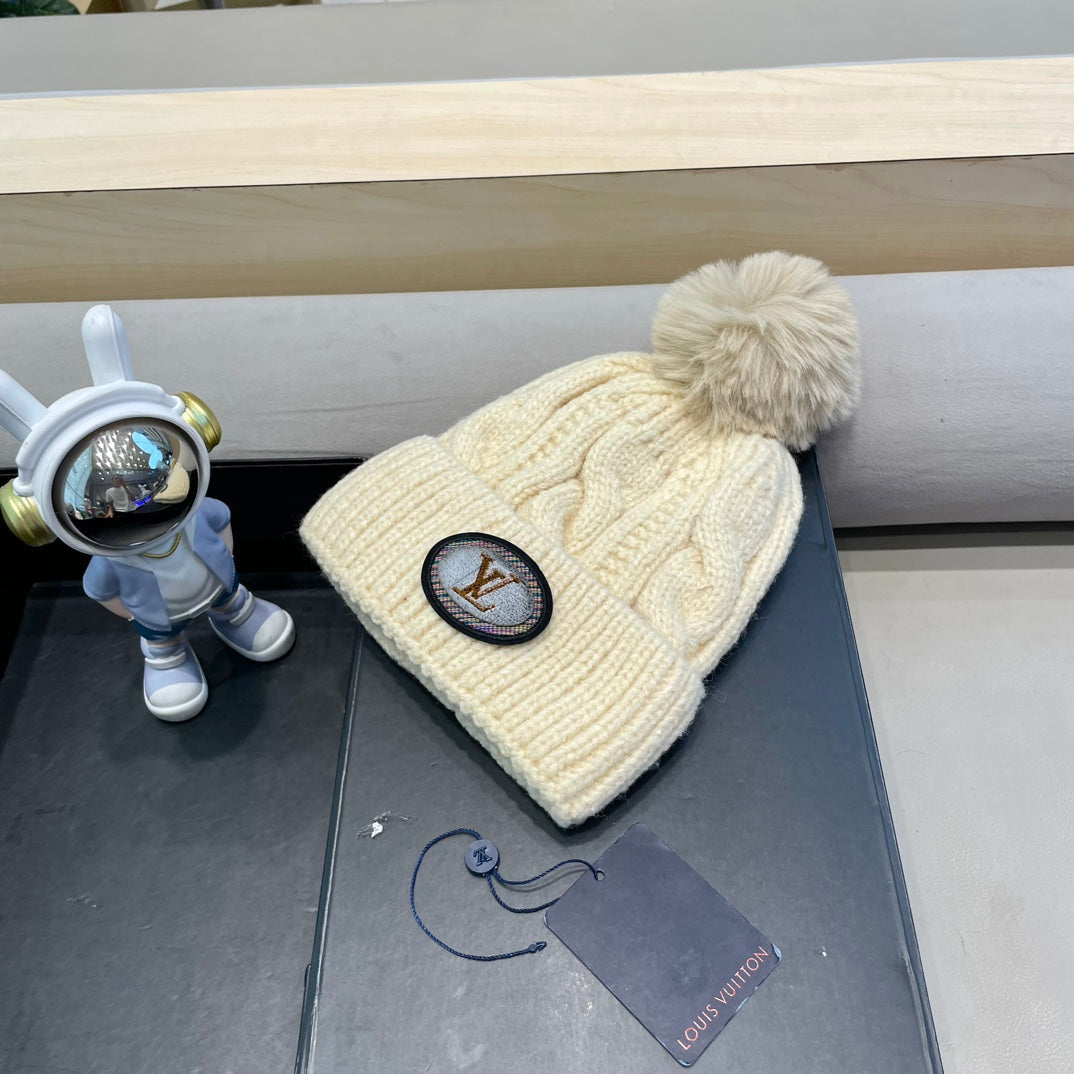 LOUIS VUITTON BEANIE HAT IN BEIGE WOOL 433484