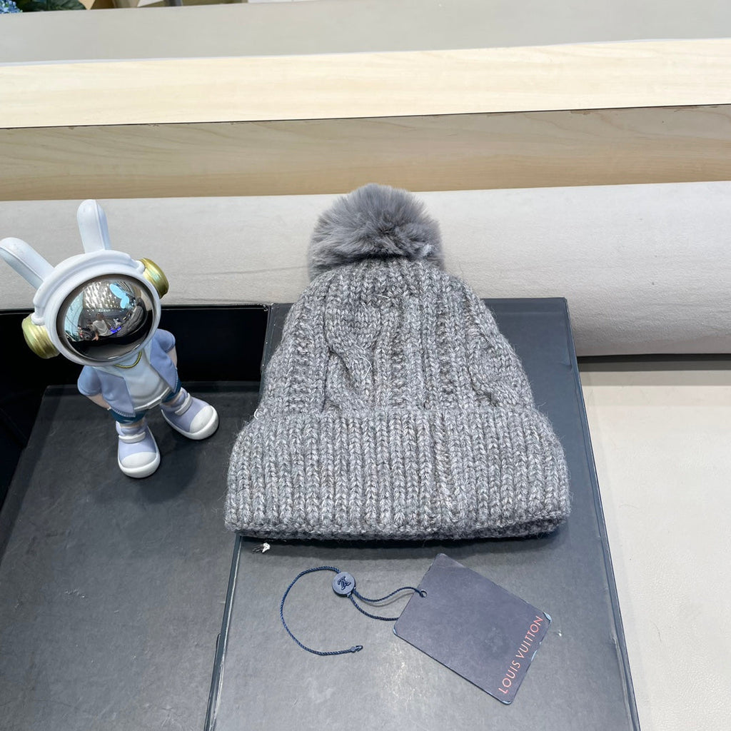 LOUIS VUITTON BEANIE HAT IN GRAY WOOL 433485