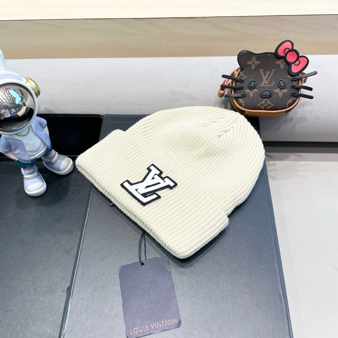 LOUIS VUITTON BEANIE HAT IN BEIGE WOOL 435028