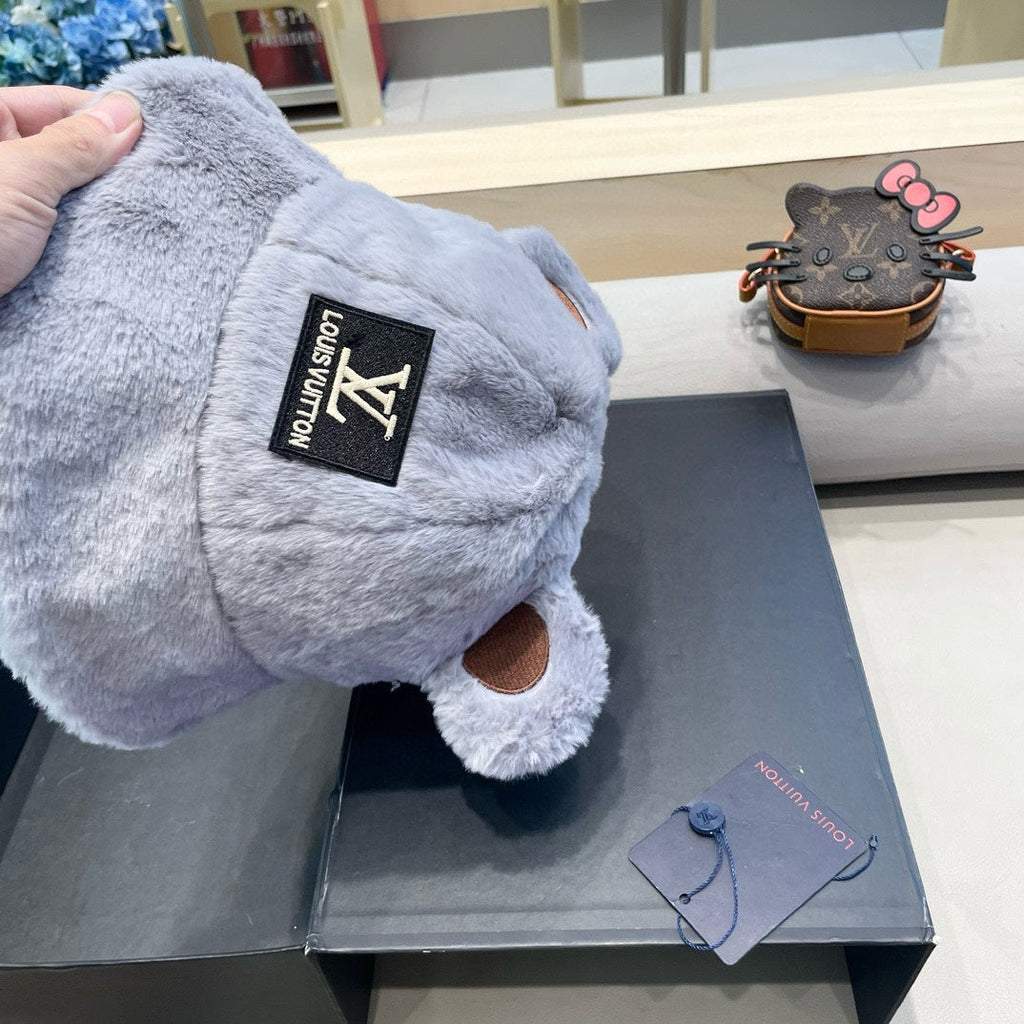 LOUIS VUITTON BUCKET HAT IN BEAU BLUE WOOL AND LAMB FUR 434941