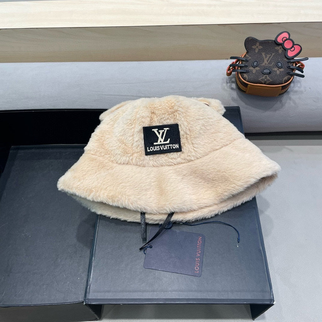 LOUIS VUITTON BUCKET HAT IN BEIGE WOOL AND LAMB FUR 434942
