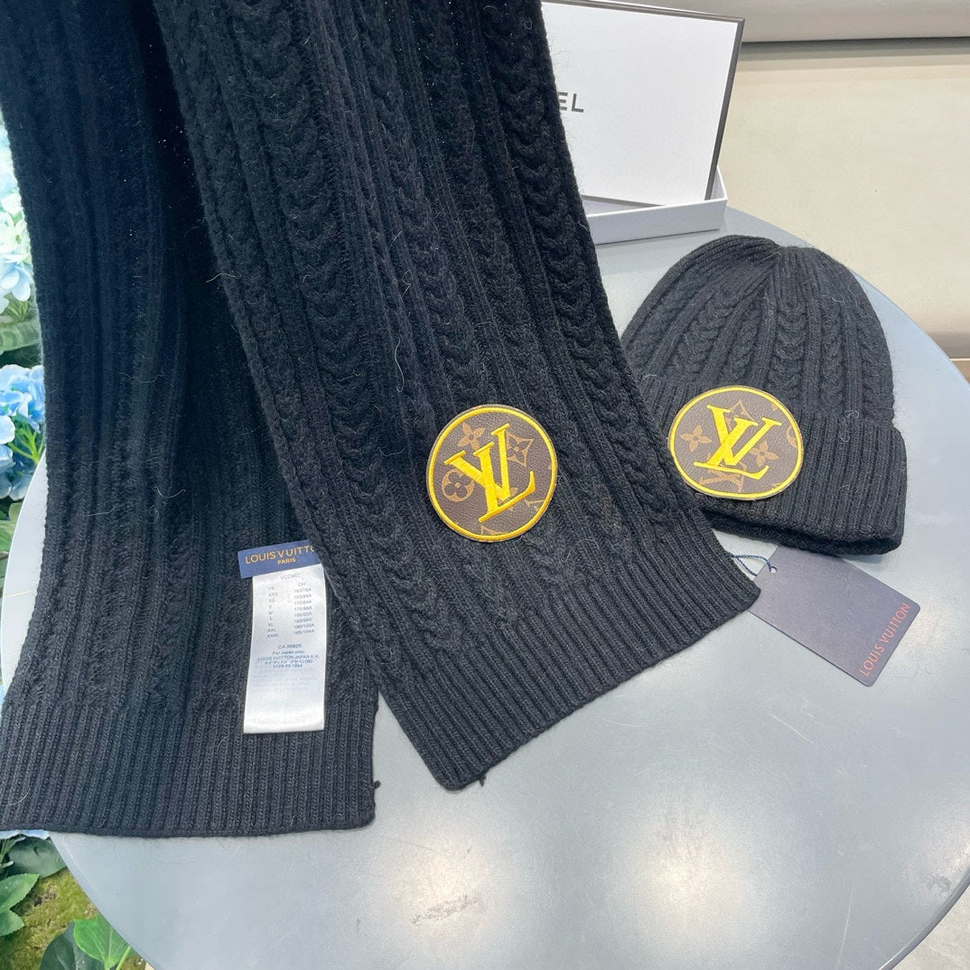 LOUIS VUITTON SET SCARF AND HAT IN BLACK WOOL 434610