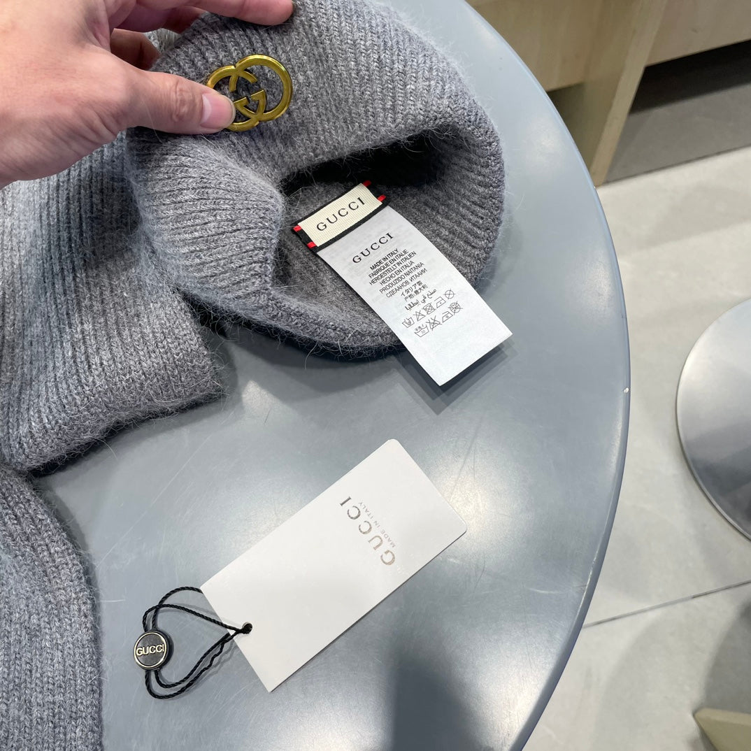 GUCCI SET SCARF AND HAT IN DOVE GRAY CASHMERE 436241