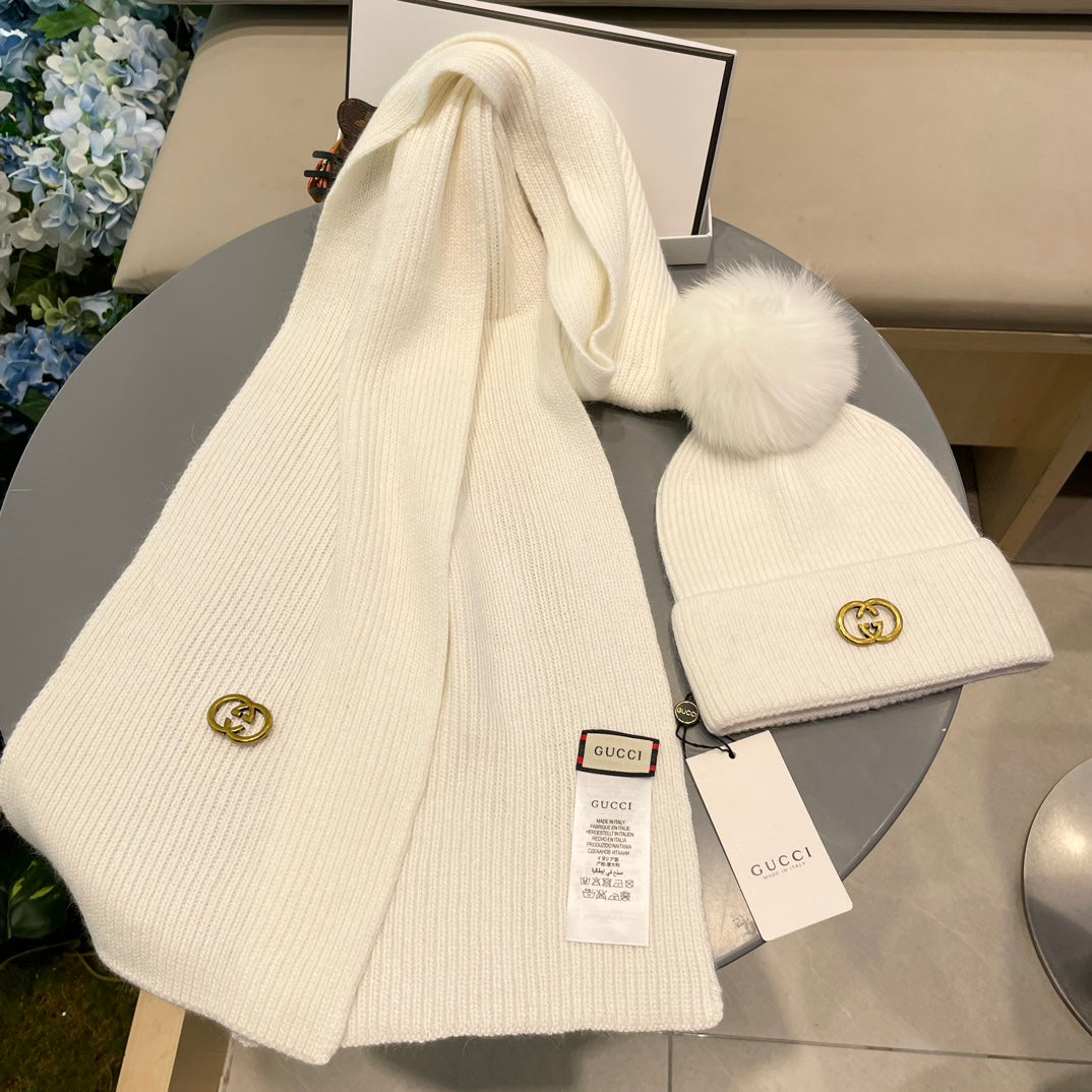 GUCCI SET SCARF AND HAT IN WHITE CASHMERE 436220
