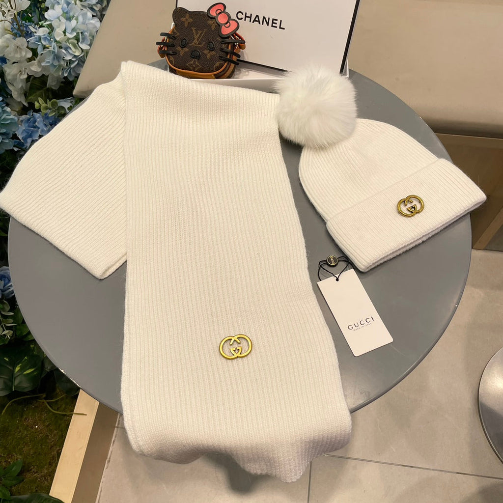 GUCCI SET SCARF AND HAT IN WHITE CASHMERE 436220