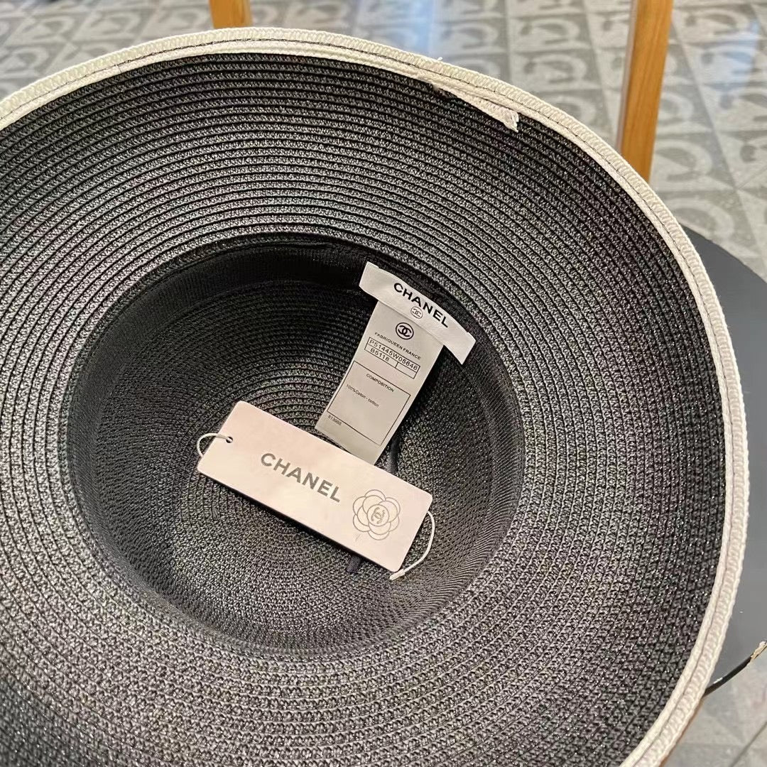 CHANEL STRAW CLOCHE HAT BLACK 672756