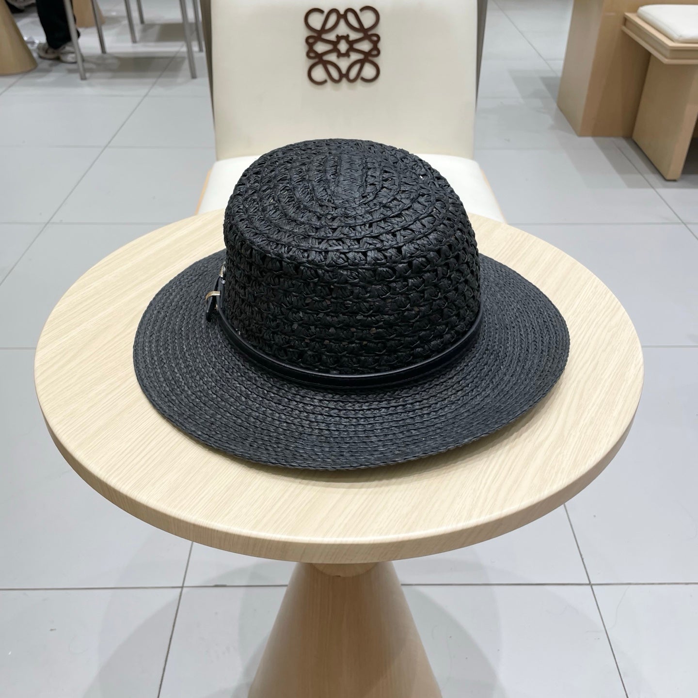 CHANEL STRAW HAT OPEN WEAVE BLACK 674077