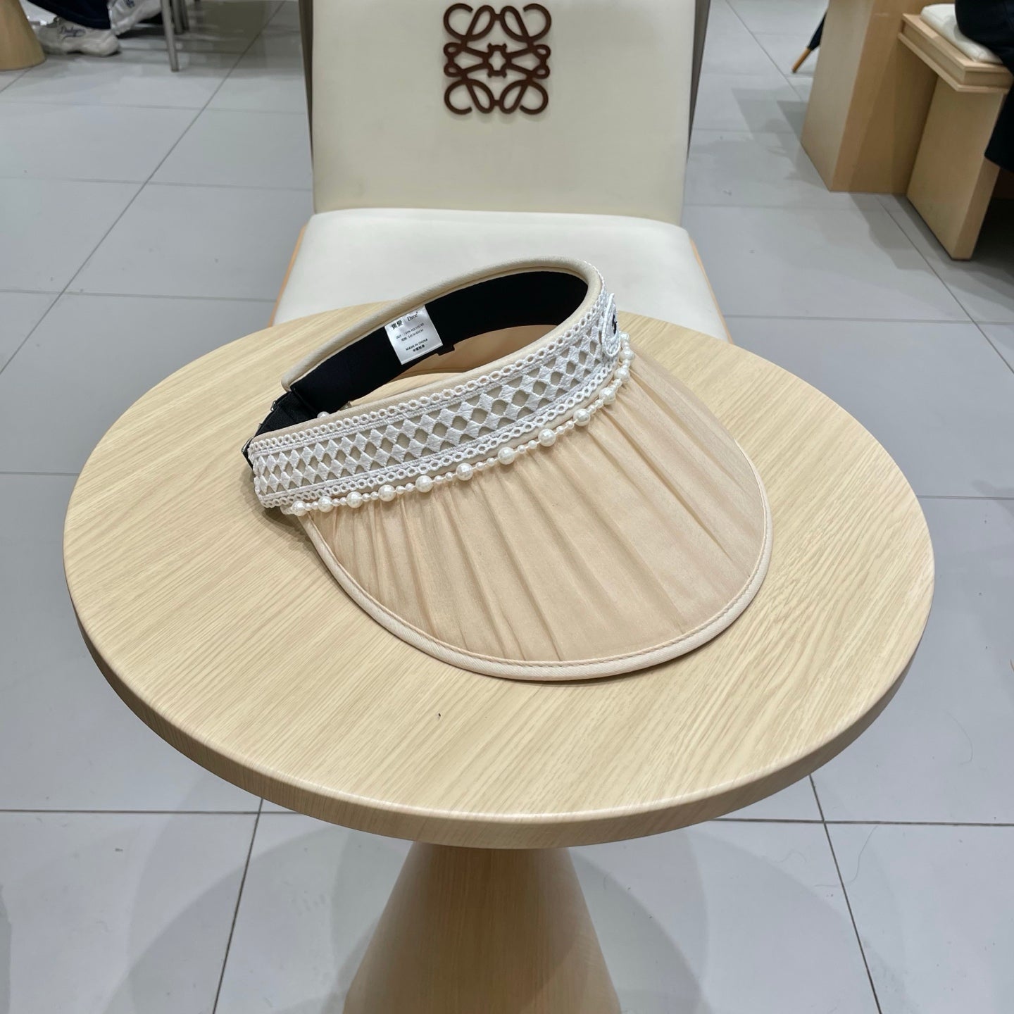 CHANEL SUN HAT MODEM NUDE 674081