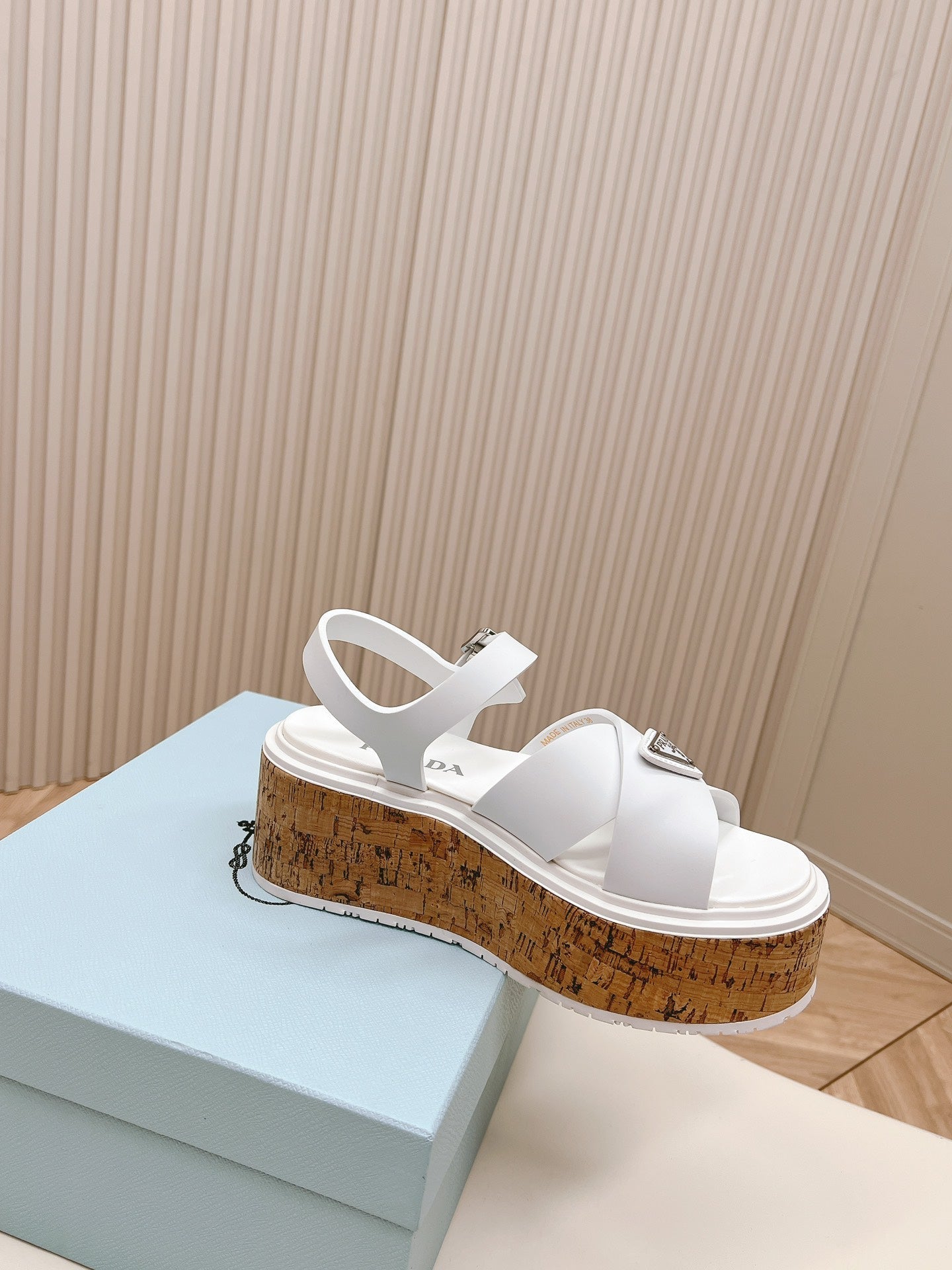 PRADA WEDGE PLATFORM SANLS WHITE CALFSKIN