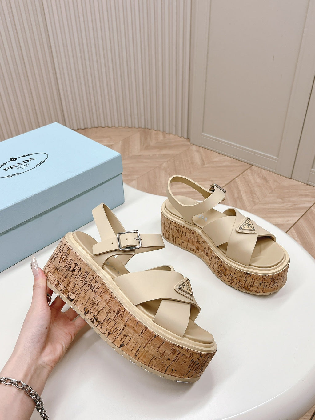 PRADA WEDGE PLATFORM SANLS BEIGE CALFSKIN