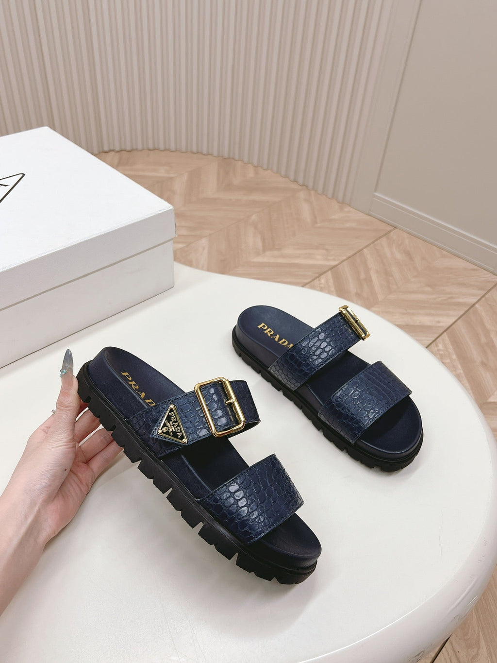PRADA CROCODILE MOTIF SLIDES SANLS NAVY CALFSKIN