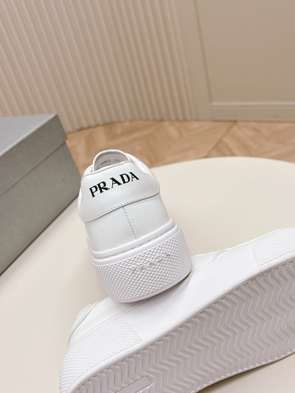 PRADA LEATHER LOGO OUTLET SNEAKERS WHITE CALFSKIN