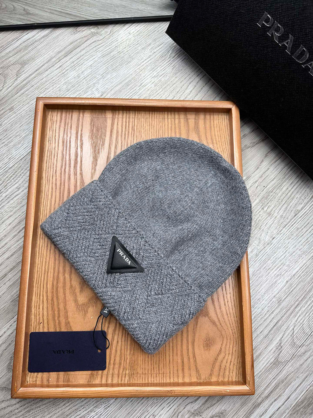 PRADA BEANIE HAT IN SHADOW GRAY WOOL AND RABBIT FUR 342034