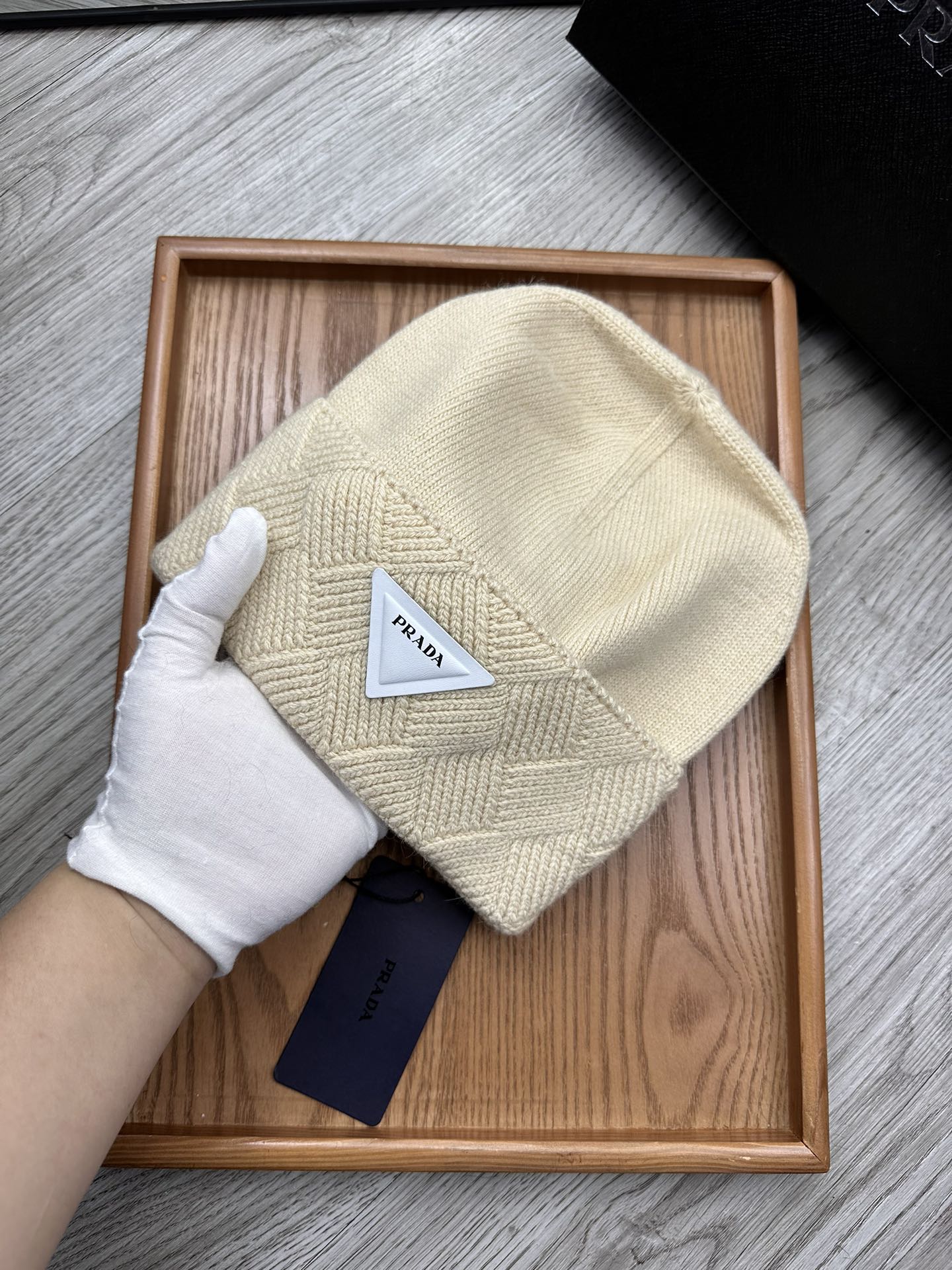 PRADA BEANIE HAT IN BISQUE BEIGE WOOL AND RABBIT FUR 436397