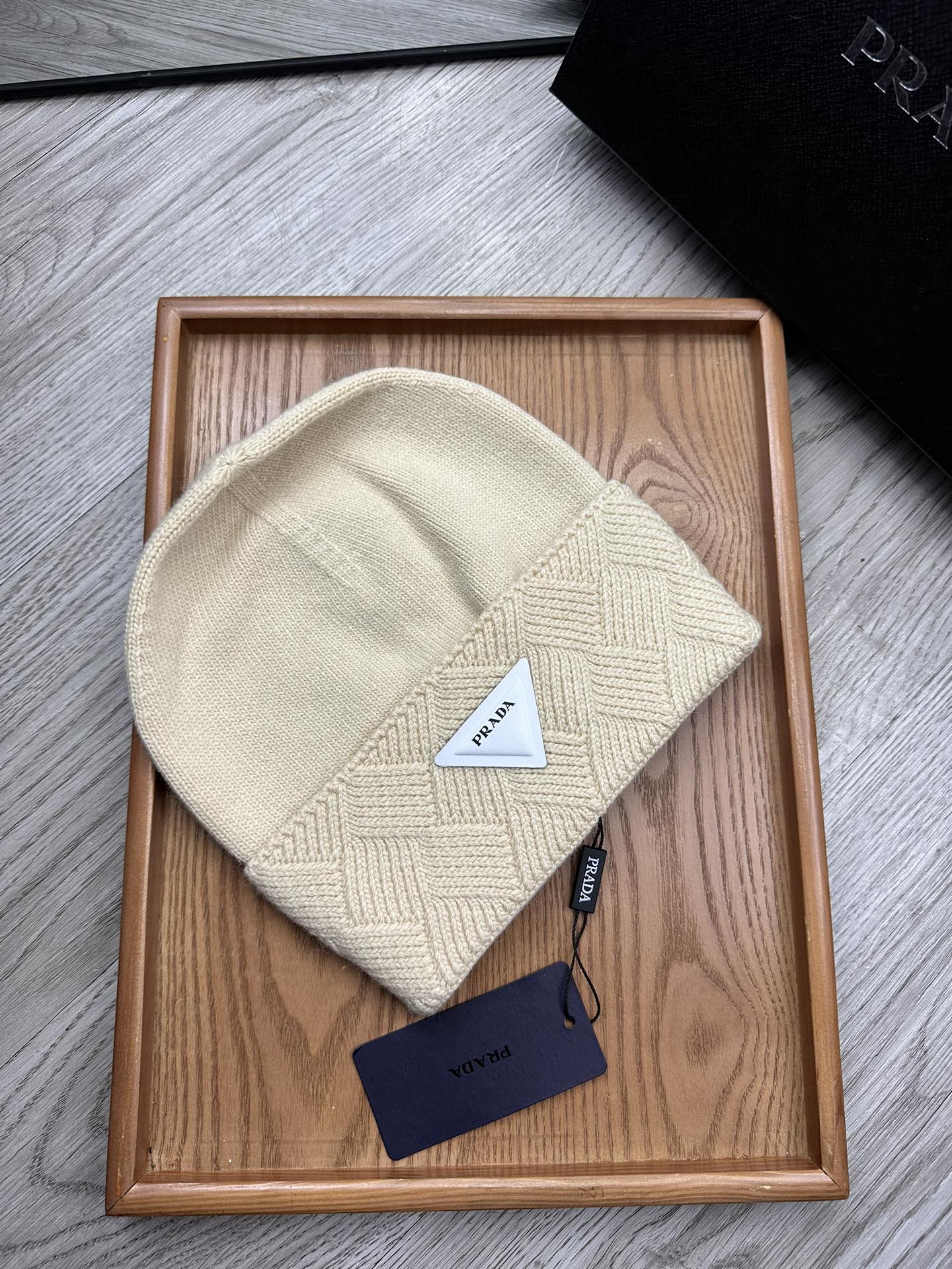 PRADA BEANIE HAT IN BISQUE BEIGE WOOL AND RABBIT FUR 436397