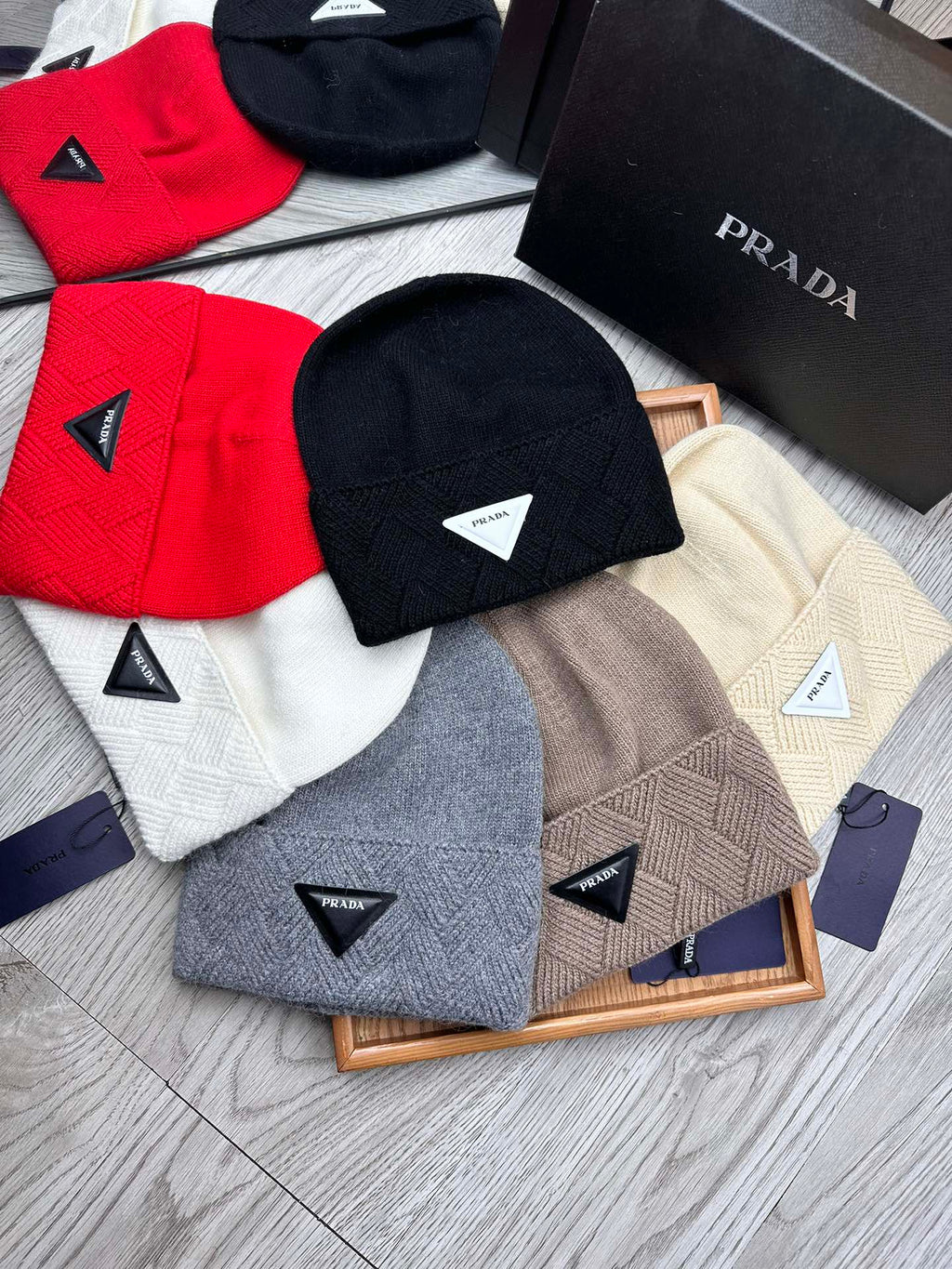 PRADA BEANIE HAT IN BISQUE BEIGE WOOL AND RABBIT FUR 342035