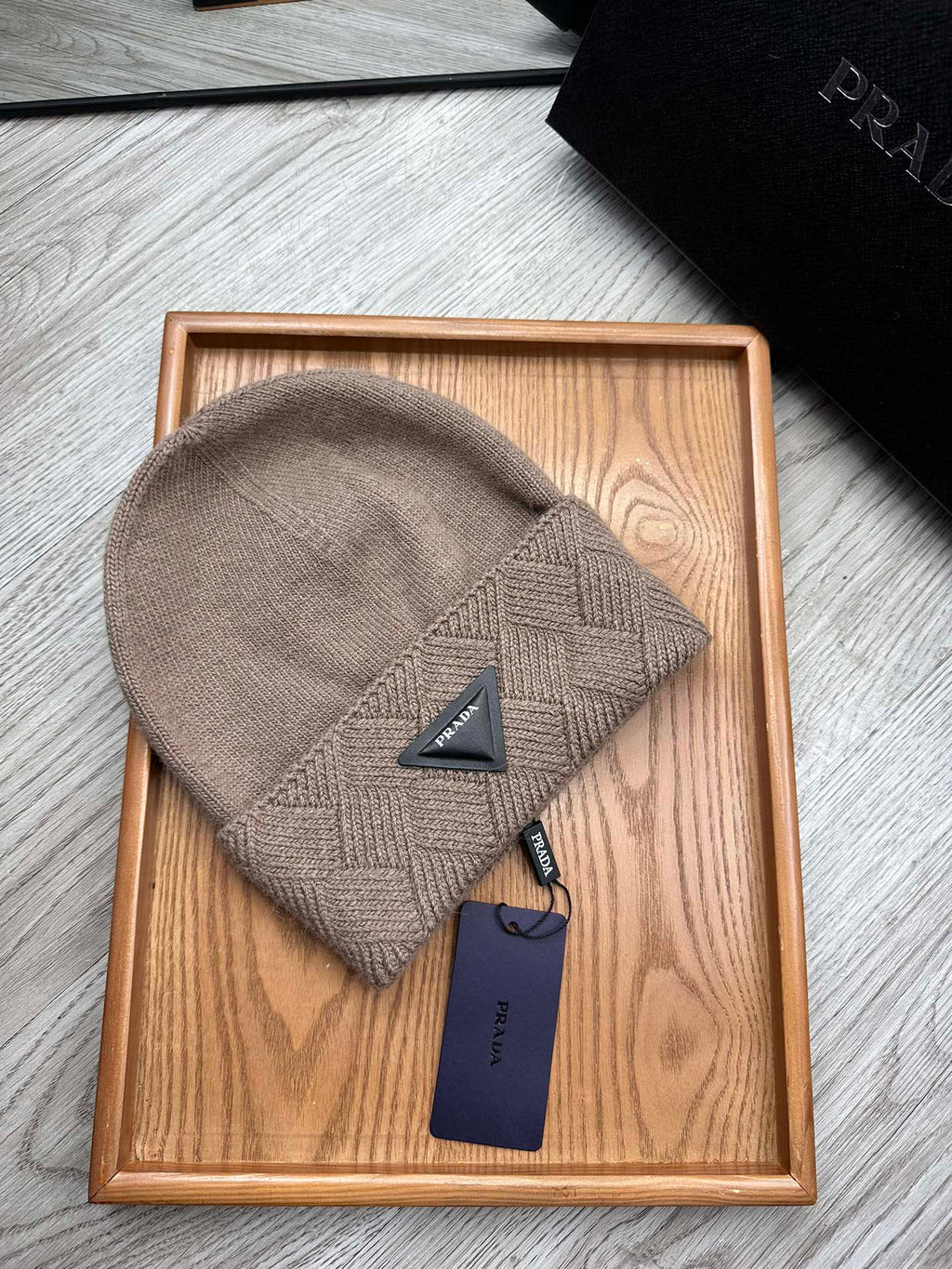 PRADA BEANIE HAT IN MEDIUM BROWN WOOL AND RABBIT FUR 436401