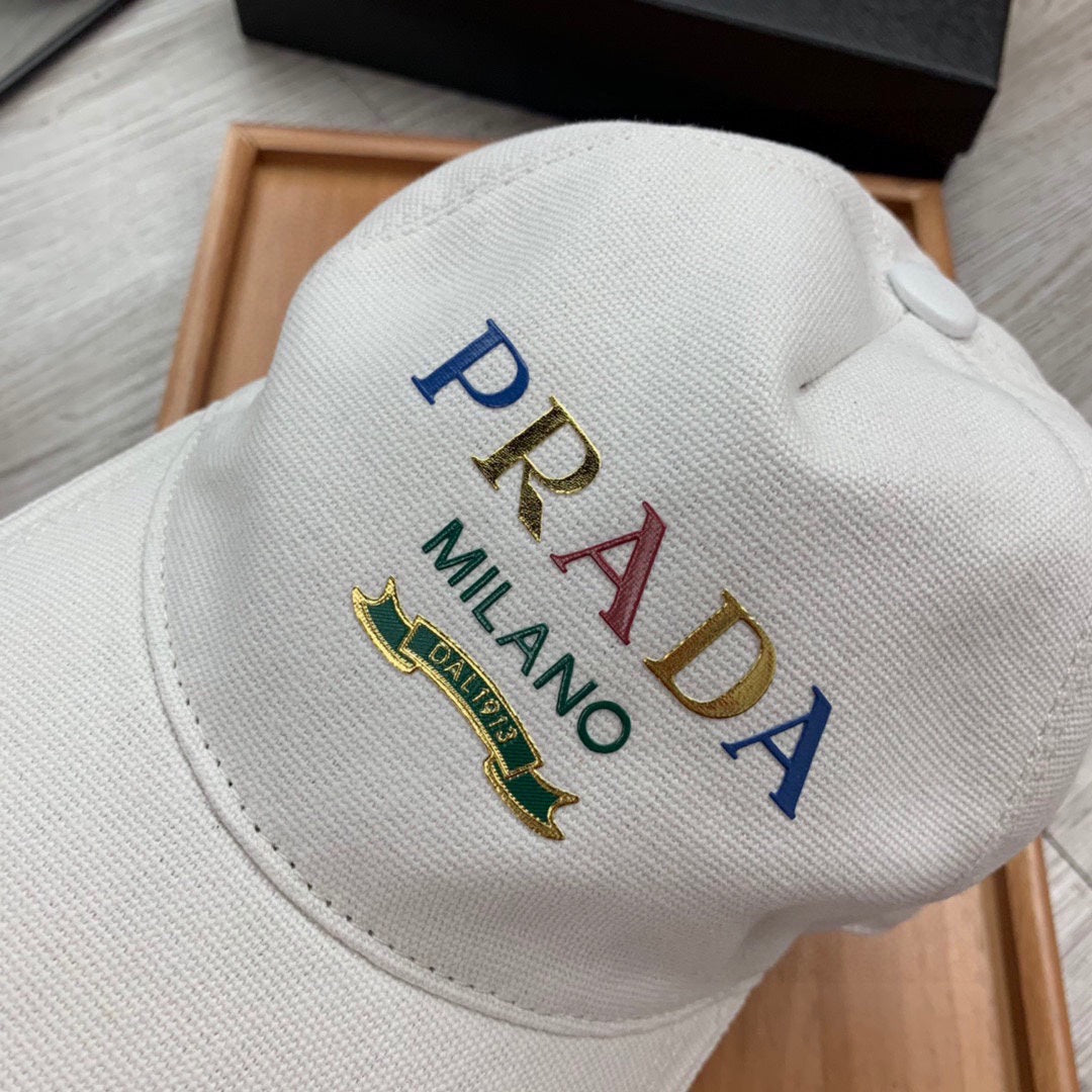 PRADA BASEBALL HAT IN WHITE FABRIC 269984