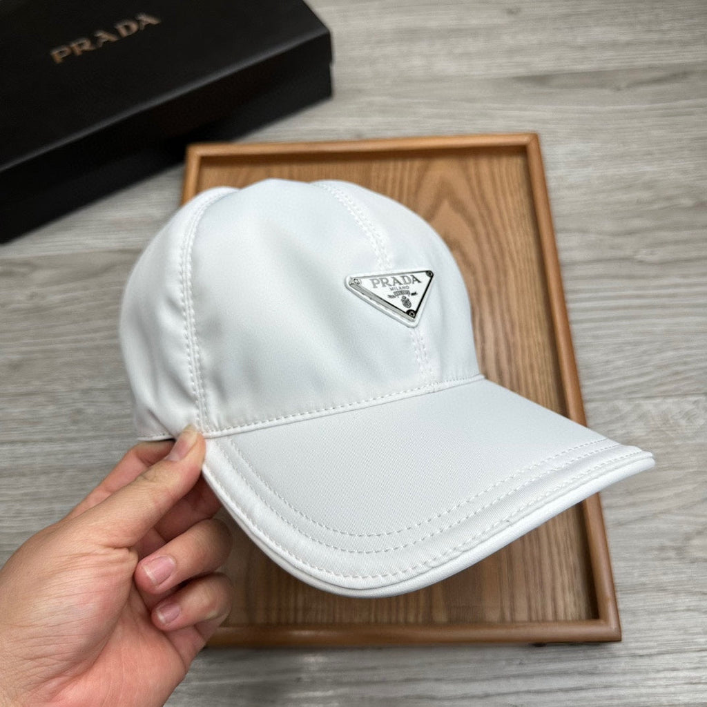 PRADA BASEBALL HAT IN WHITE RE-NYLON 214511