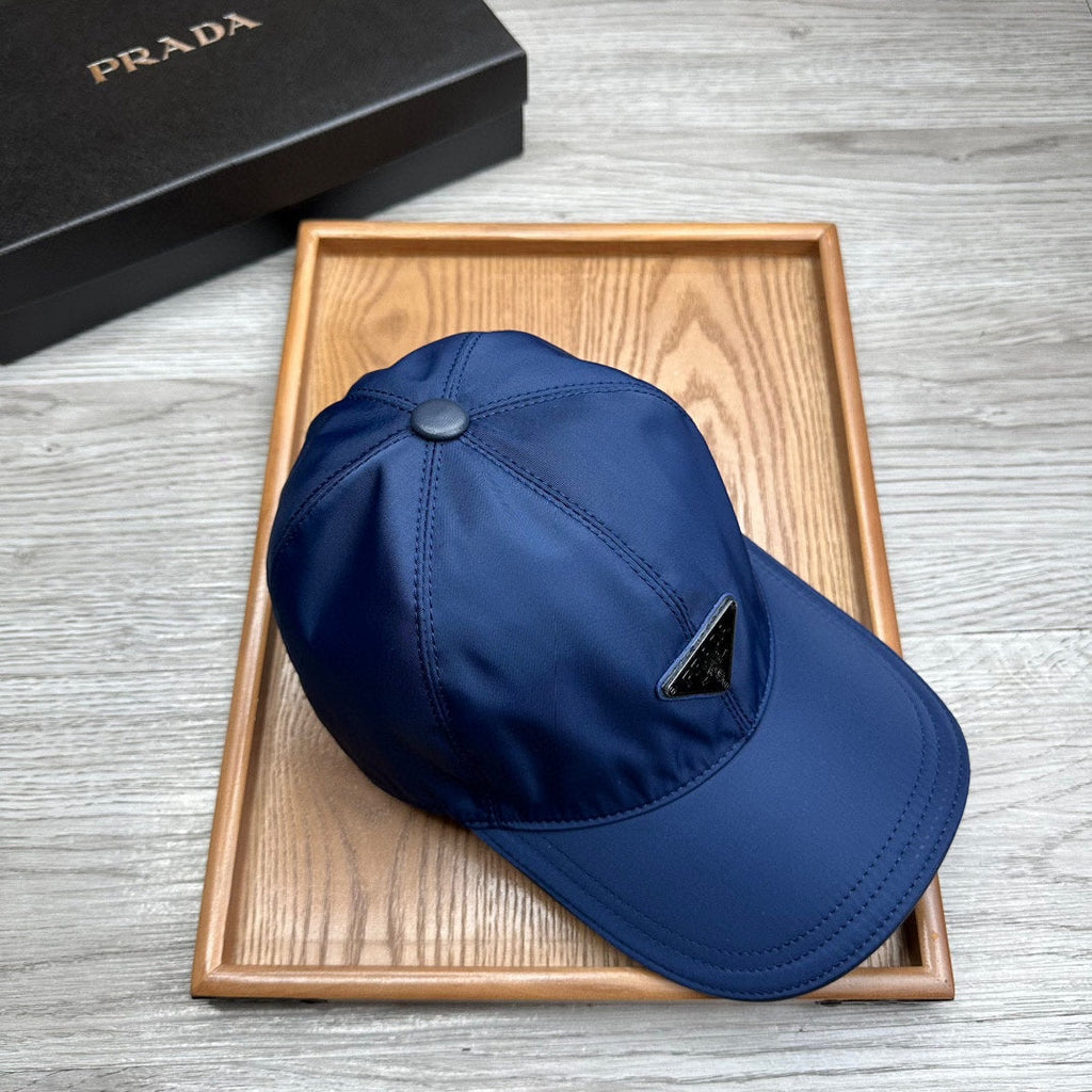 PRADA BASEBALL HAT IN NAVY BLUE RE-NYLON 214512
