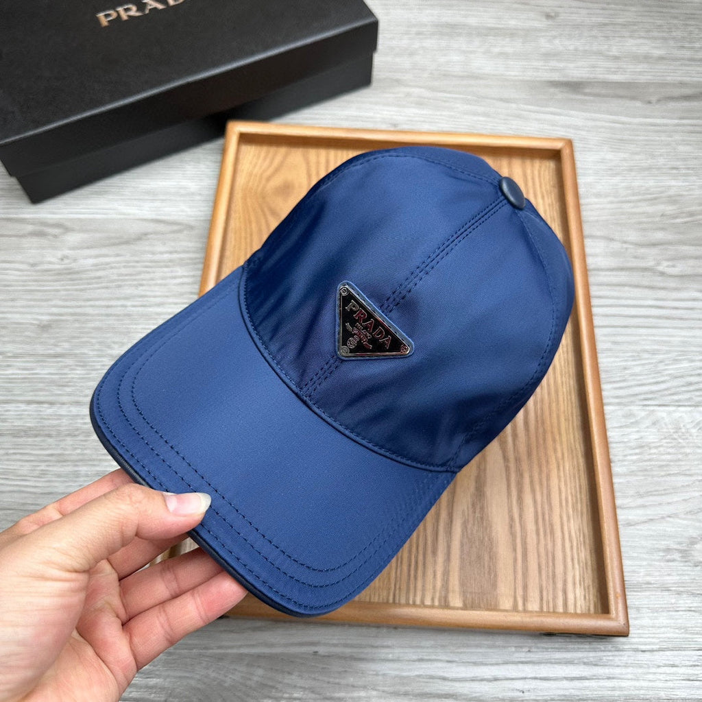 PRADA BASEBALL HAT IN NAVY BLUE RE-NYLON 214512