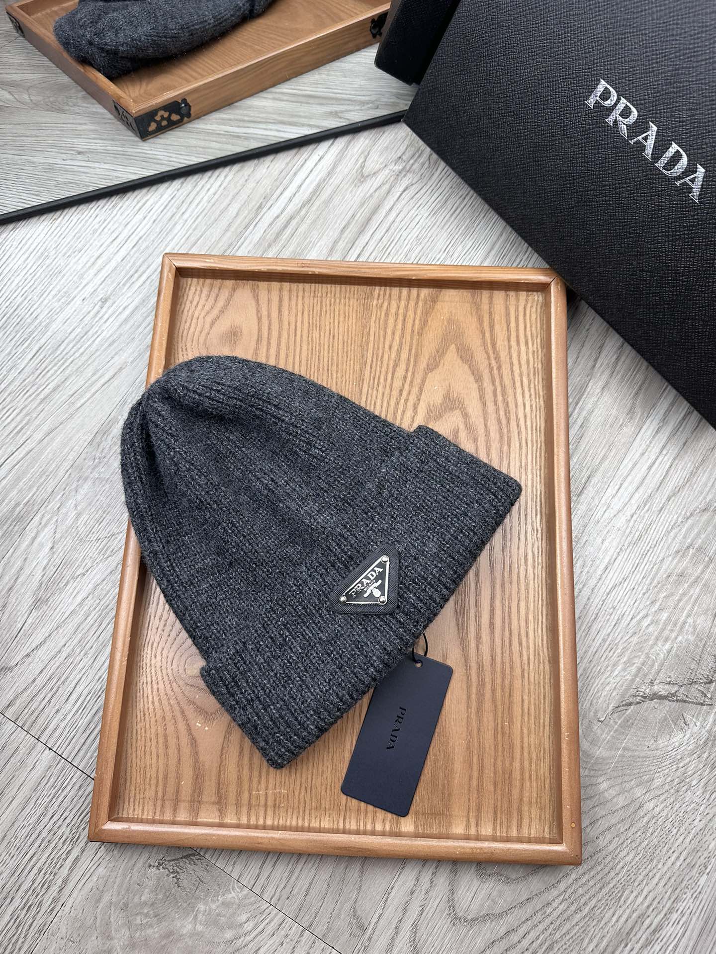 PRADA BEANIE HAT IN CHARCOAL GRAY WOOL 332391