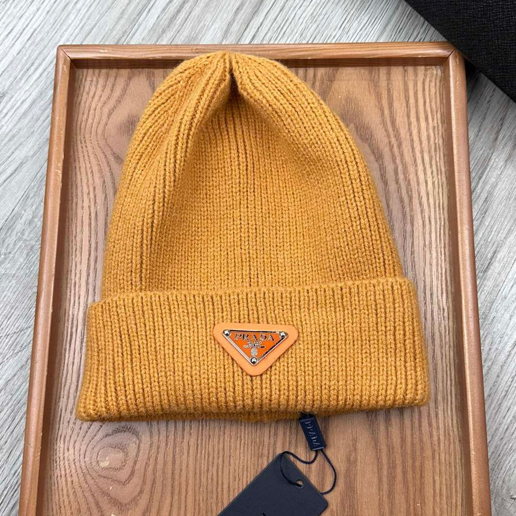 PRADA BEANIE HAT IN MUSTARD YELLOW WOOL 332397