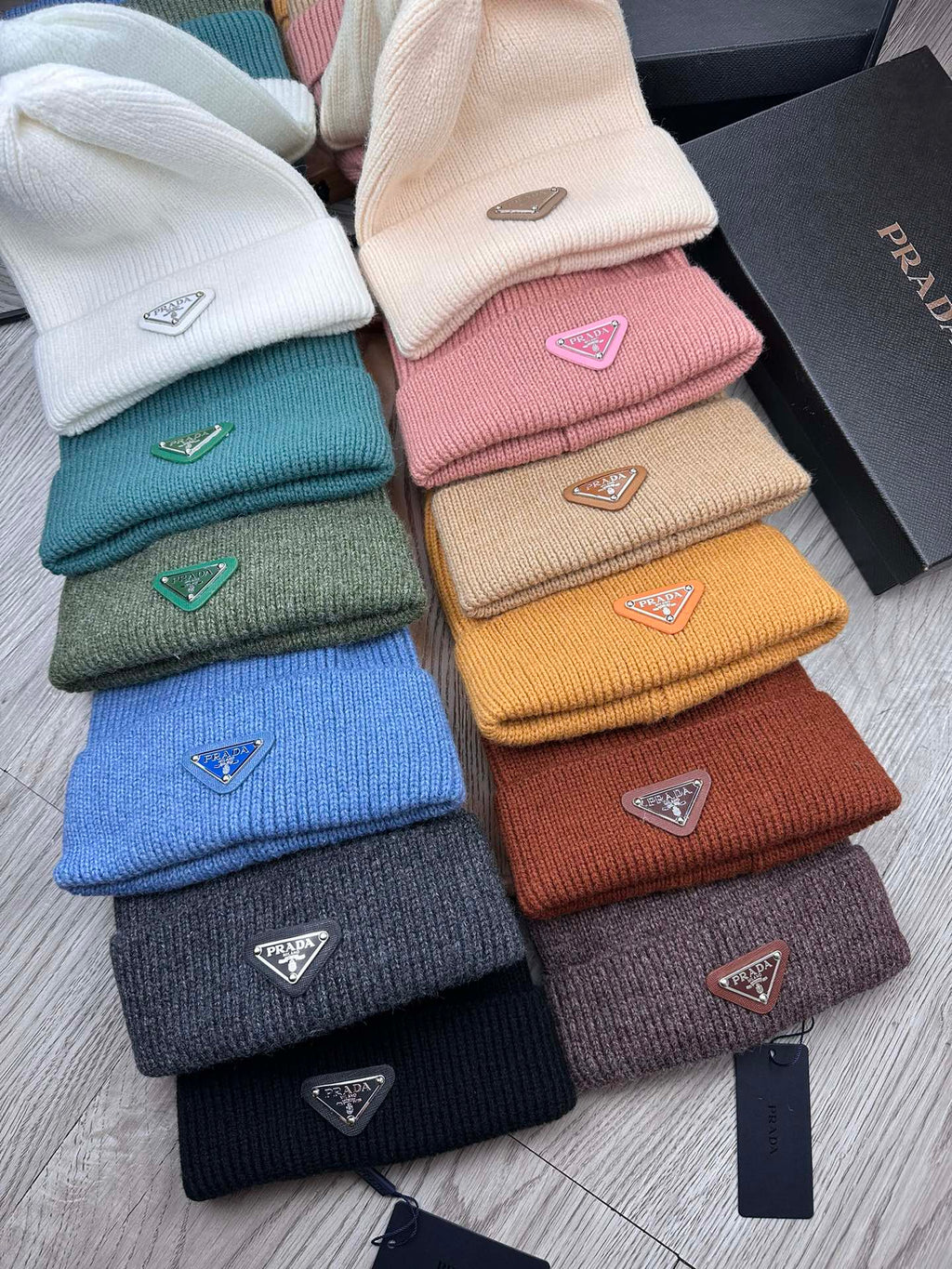 PRADA BEANIE HAT IN MUSTARD YELLOW WOOL 332397