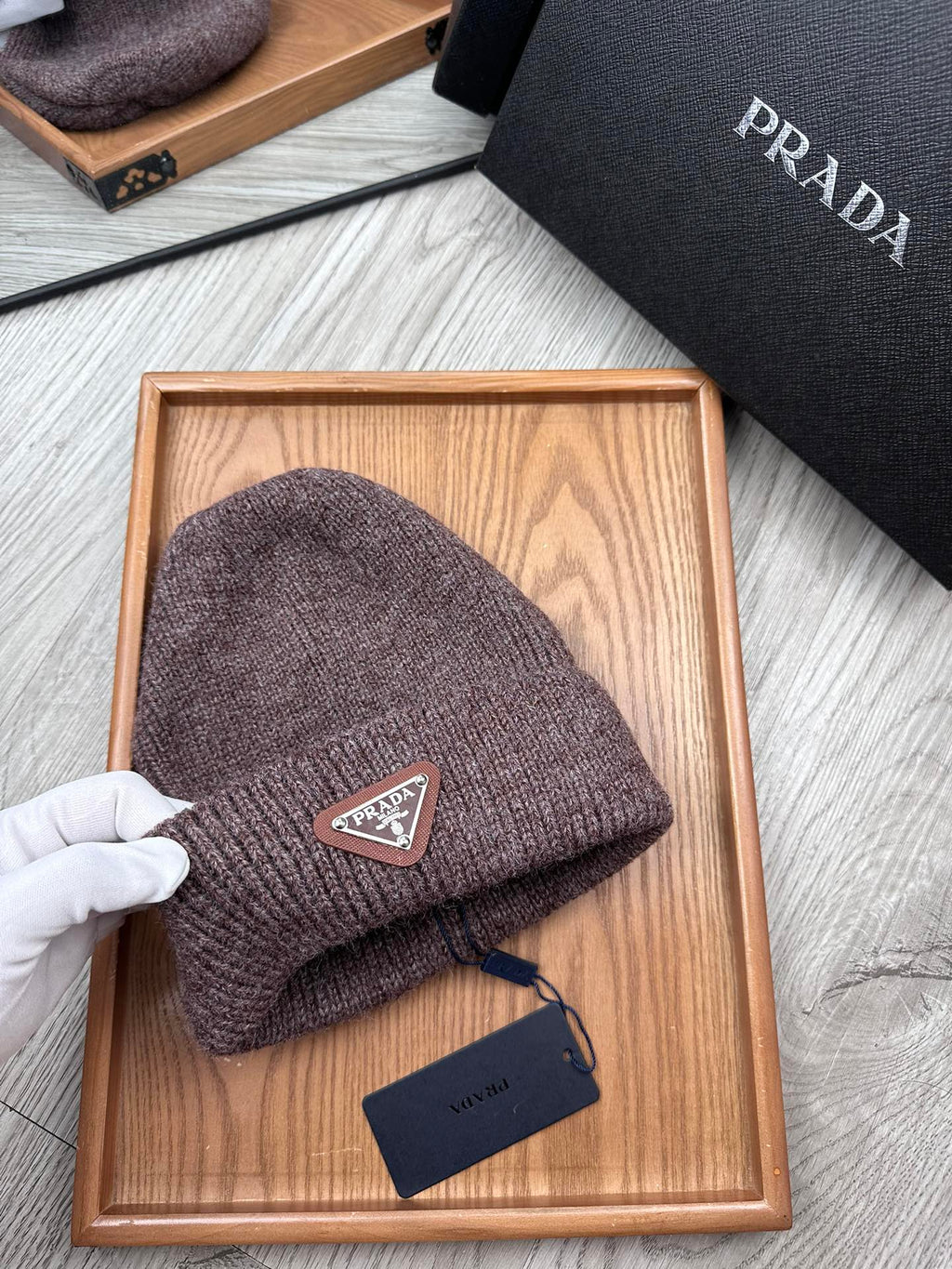 PRADA BEANIE HAT IN BRUNETTE BROWN WOOL 332399