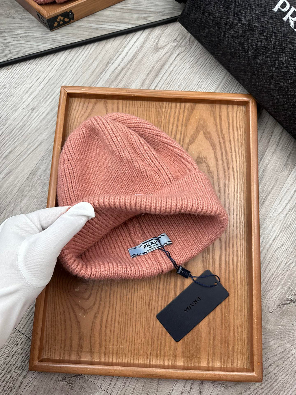 PRADA BEANIE HAT IN ROSE PINK WOOL 332401