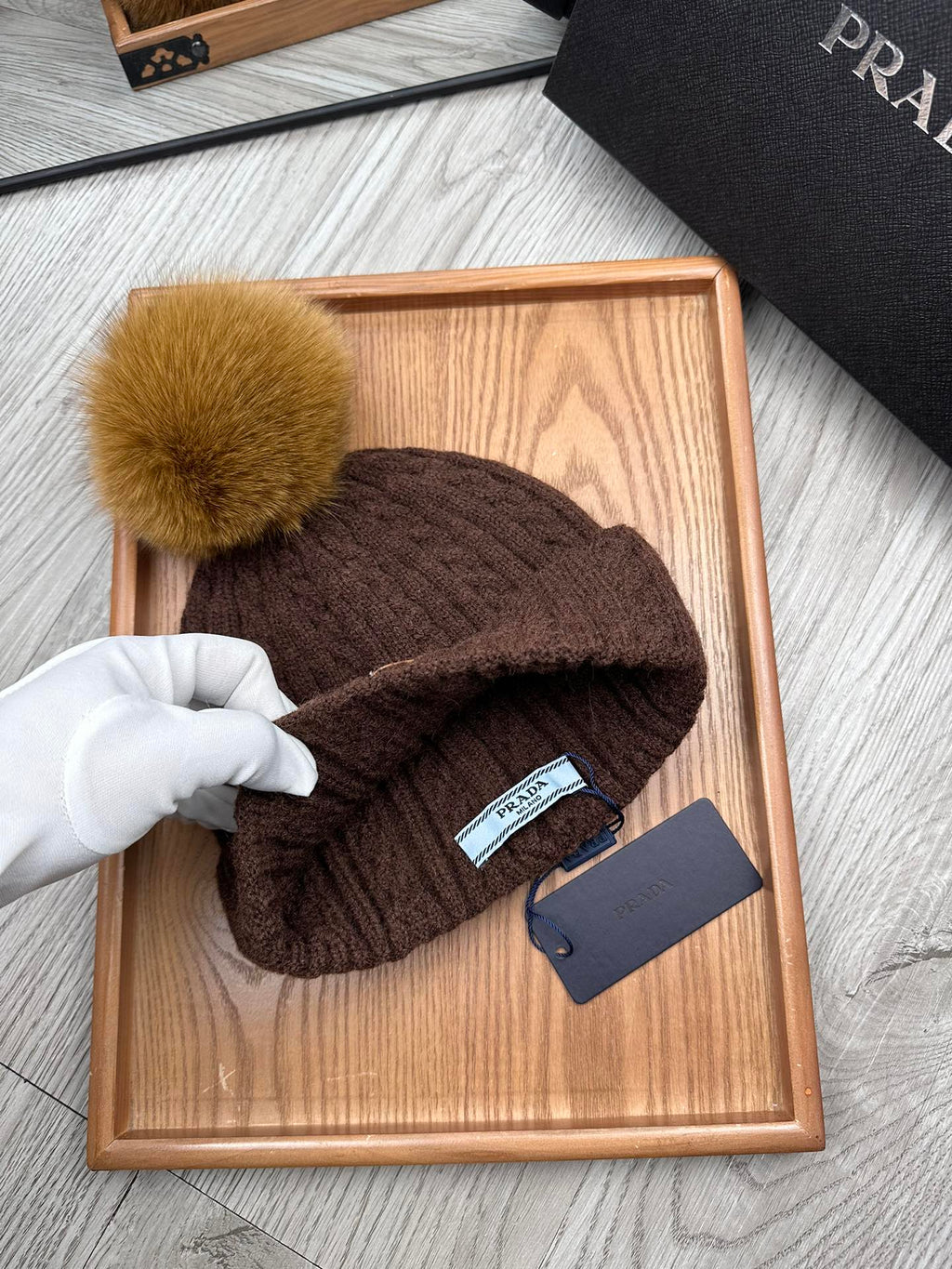 PRADA BEANIE HAT IN CHOCOLATE BROWN WOOL 352364